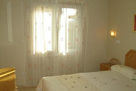 House With Garden At Oliva Nova Golf & Beach Resort Les Deveses Exterior foto