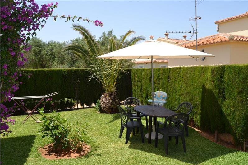 House With Garden At Oliva Nova Golf & Beach Resort Les Deveses Exterior foto